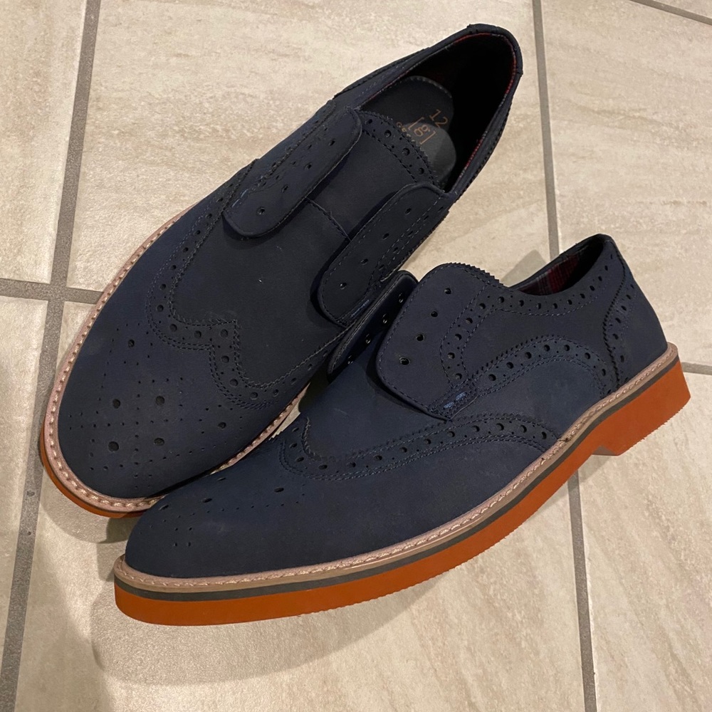 Navy Men’s Dress Shoe 12